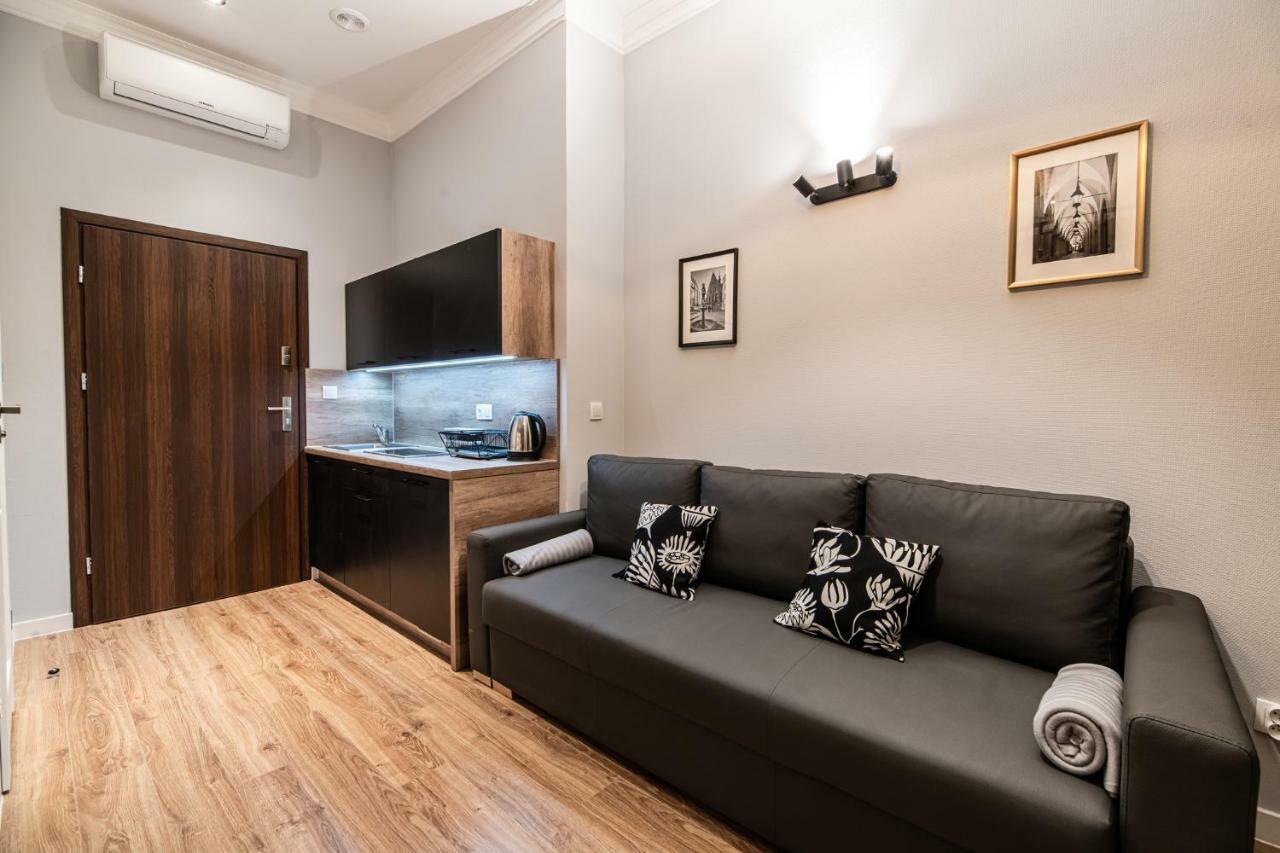 كراكوفيا Lubomirskiego 23 Residence - Great Location, 10 Min To Main Square By Foot, Right Next To Main Rail And Bus Station المظهر الخارجي الصورة