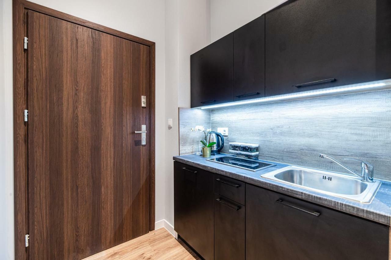 كراكوفيا Lubomirskiego 23 Residence - Great Location, 10 Min To Main Square By Foot, Right Next To Main Rail And Bus Station المظهر الخارجي الصورة