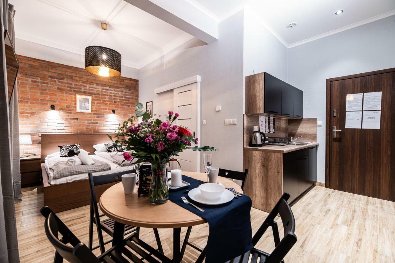 كراكوفيا Lubomirskiego 23 Residence - Great Location, 10 Min To Main Square By Foot, Right Next To Main Rail And Bus Station المظهر الخارجي الصورة